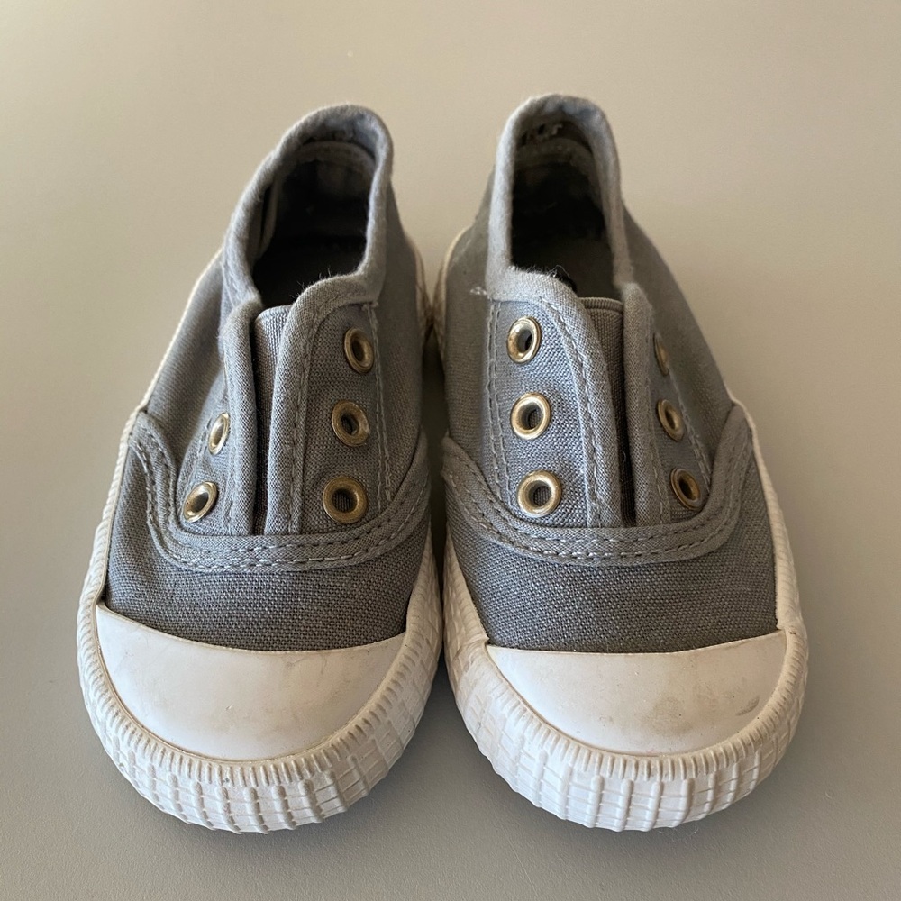 Kids shoes